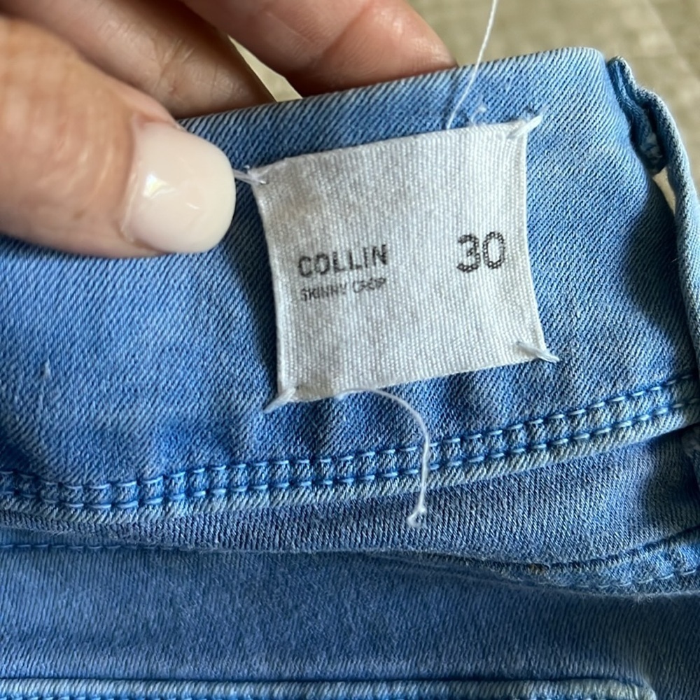 Hudson Collin Skinny Crop in Mariner Blue - Picture 8 of 10